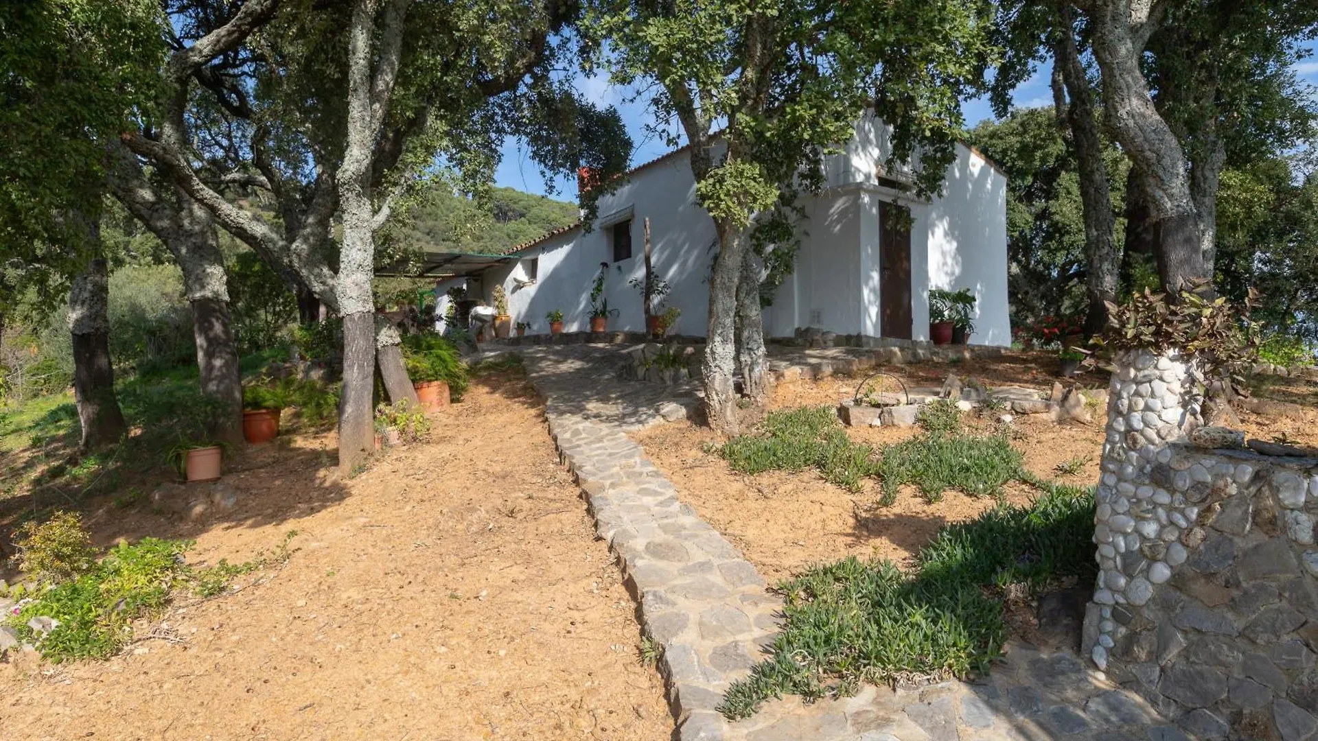 Aurora Villa Benarraba