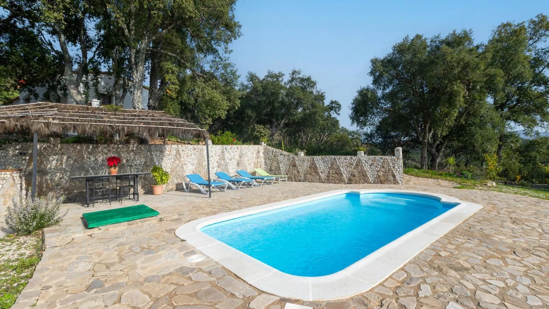 Aurora Villa Benarraba 0*,  Spain