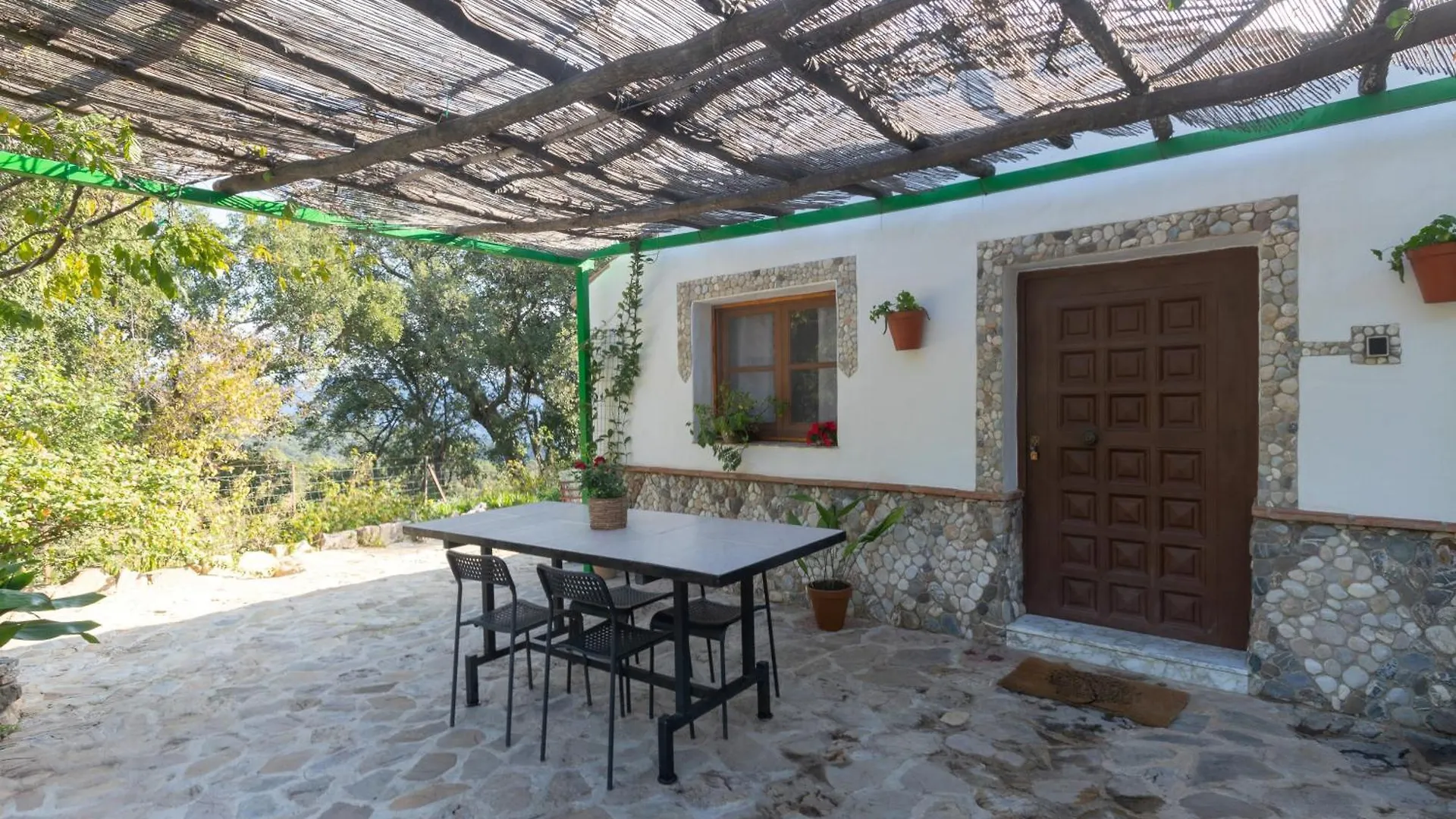 Aurora Villa Benarraba